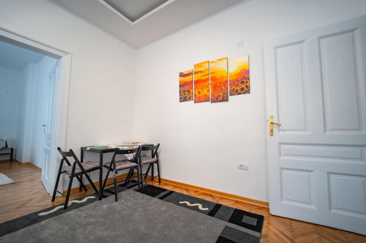 Botanical9, Belgrade Centre, 2 Bedroom Apartment Eksteriør billede