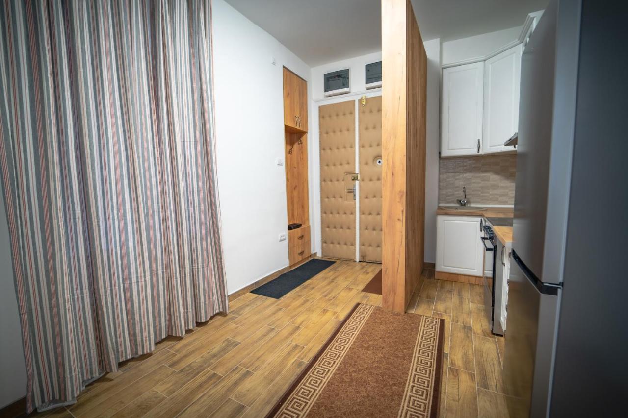 Botanical9, Belgrade Centre, 2 Bedroom Apartment Eksteriør billede