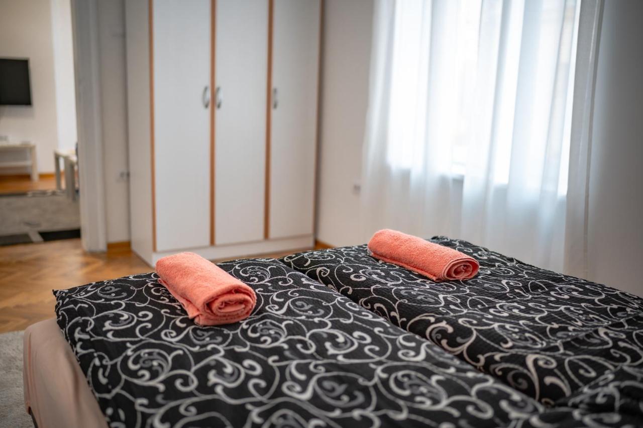 Botanical9, Belgrade Centre, 2 Bedroom Apartment Eksteriør billede
