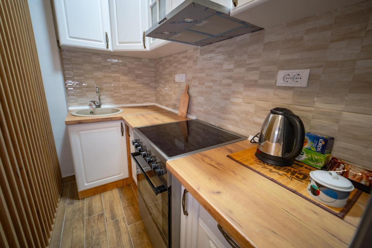 Botanical9, Belgrade Centre, 2 Bedroom Apartment Eksteriør billede